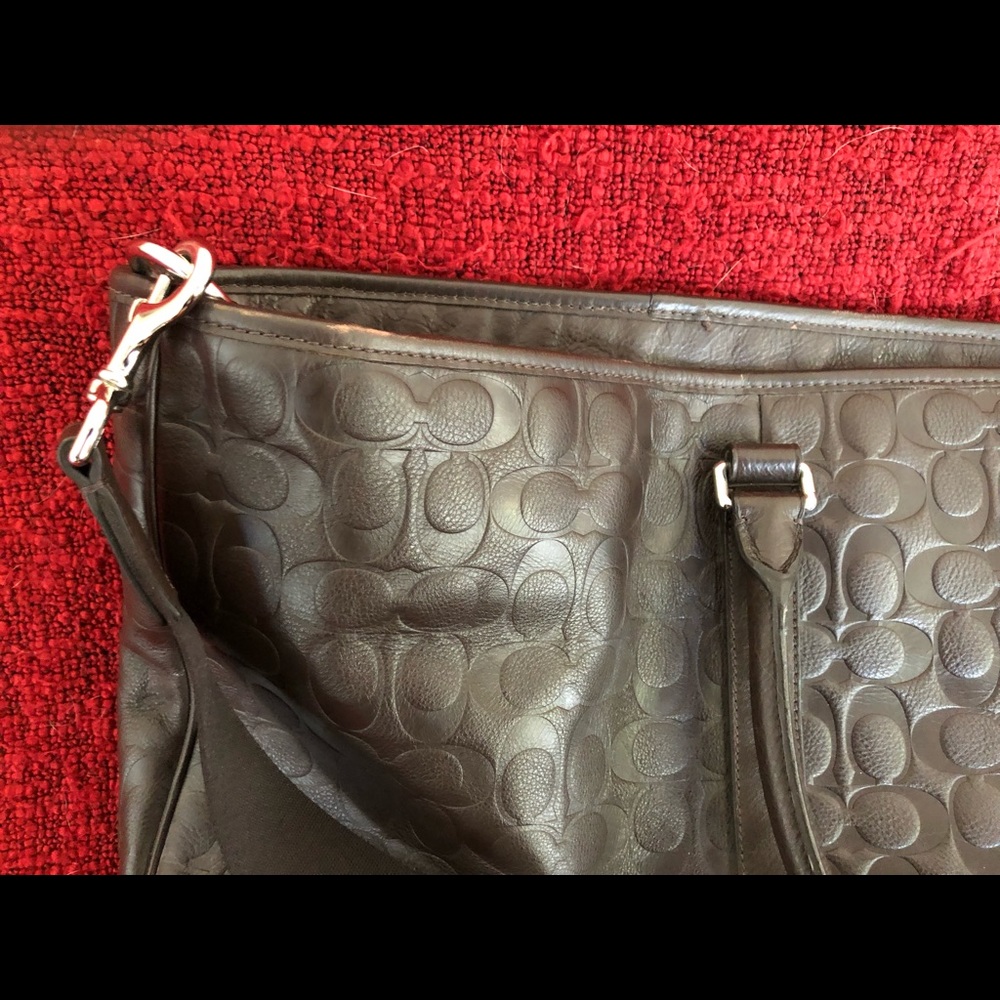 Large Coach travel bag, all leather, almost new. - Picture 3 of 5
